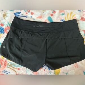 Lululemon Speed Up Low-Rise Lined Short 2.5" Size 10